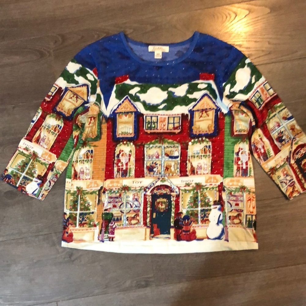 Tradition country collection Toy store Christmas Top size medium